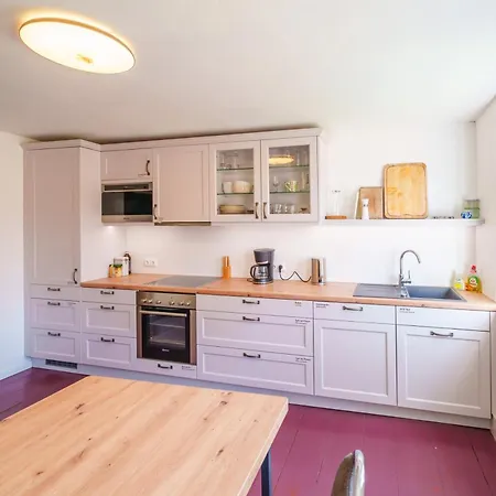 Alandblick Farm stay *