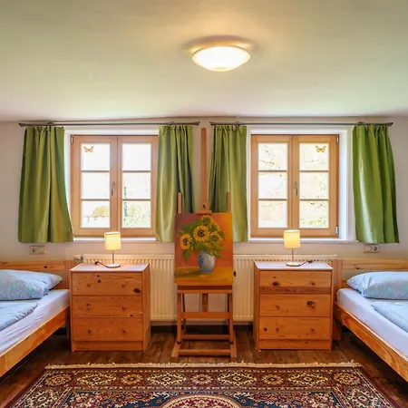 Alandblick Farm stay *