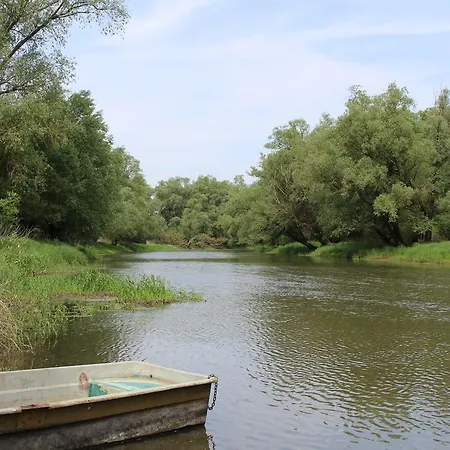 مزرعة للإقامة Alandblick *